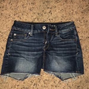 Super stretch AE jean shorts